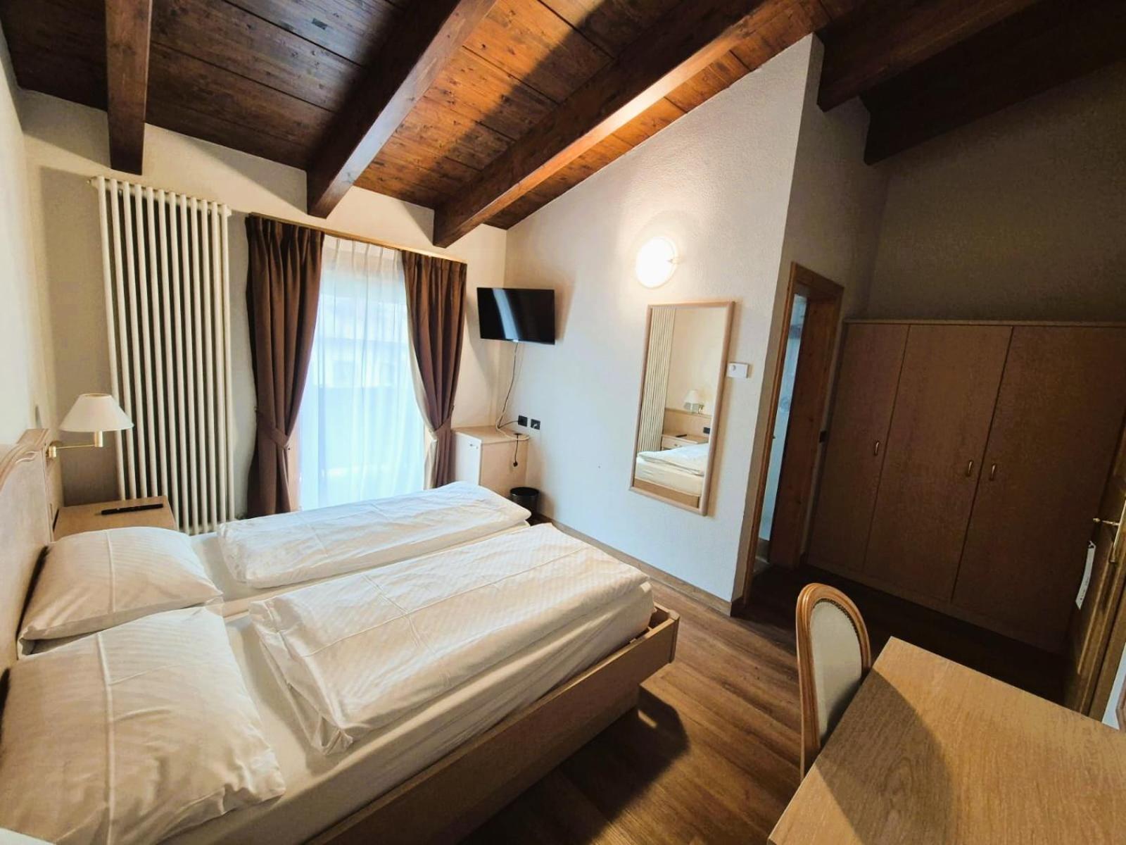 Hotel Angelica リヴィーニョ エクステリア 写真