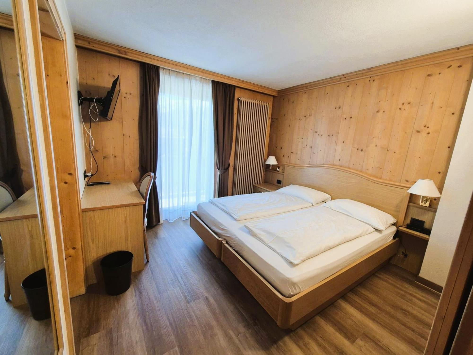 Hotel Angelica リヴィーニョ エクステリア 写真