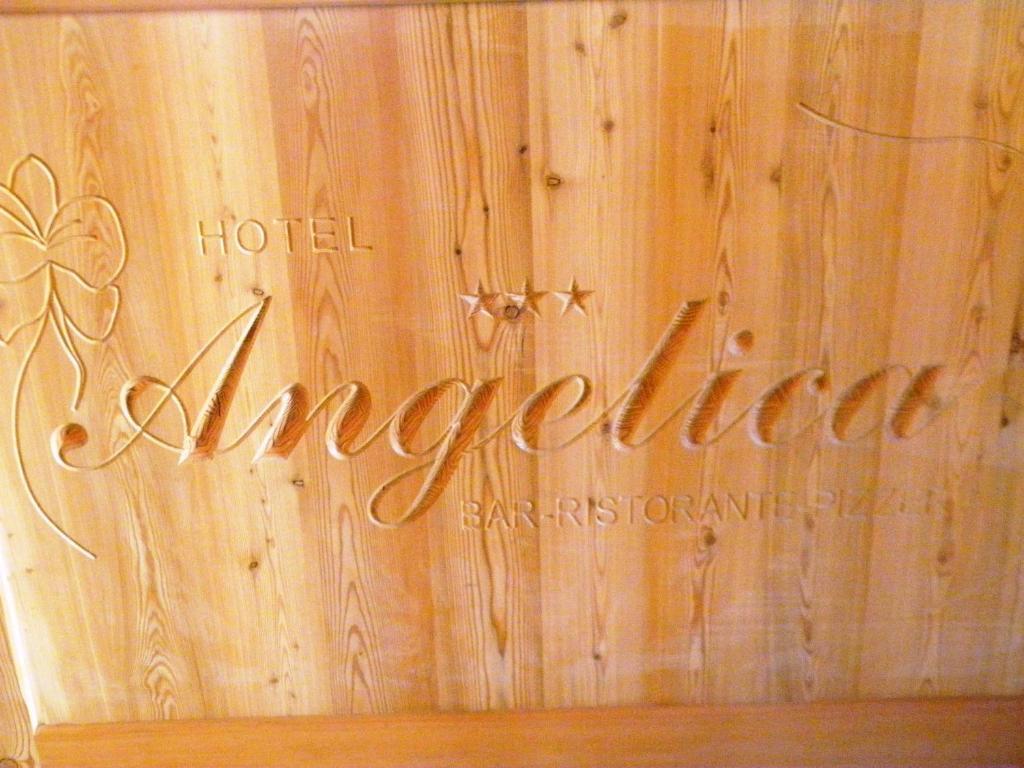 Hotel Angelica リヴィーニョ エクステリア 写真