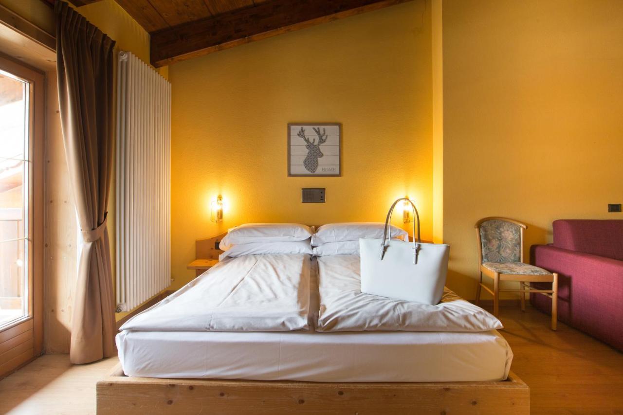 Hotel Angelica リヴィーニョ エクステリア 写真
